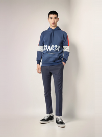 HOD250405 100% Polyester Fleece Mens Hoodie with Bold solid print on Front